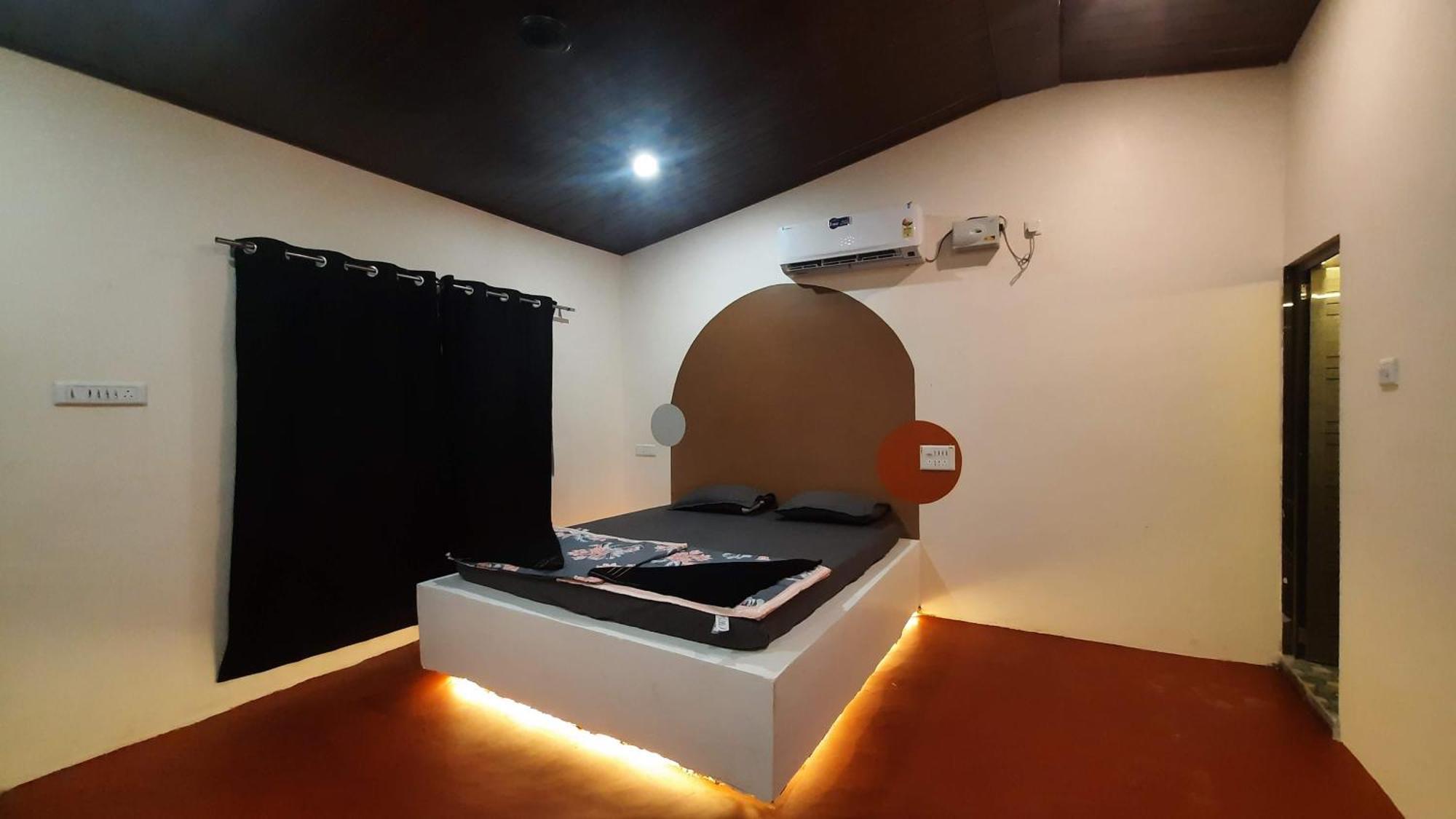 Gokarna Beach Stays By Tune Of Ocean Номер фото